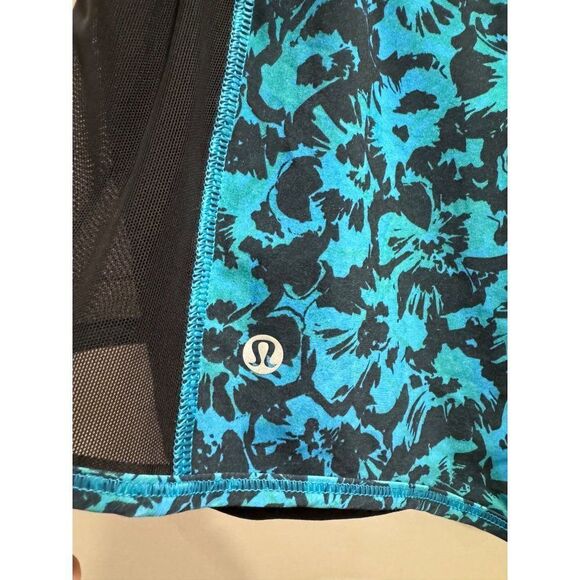 Lululemon Meshed Up Lined Shorts Blue Yoga Running Gym Sz 8 - Picture 5 of 7